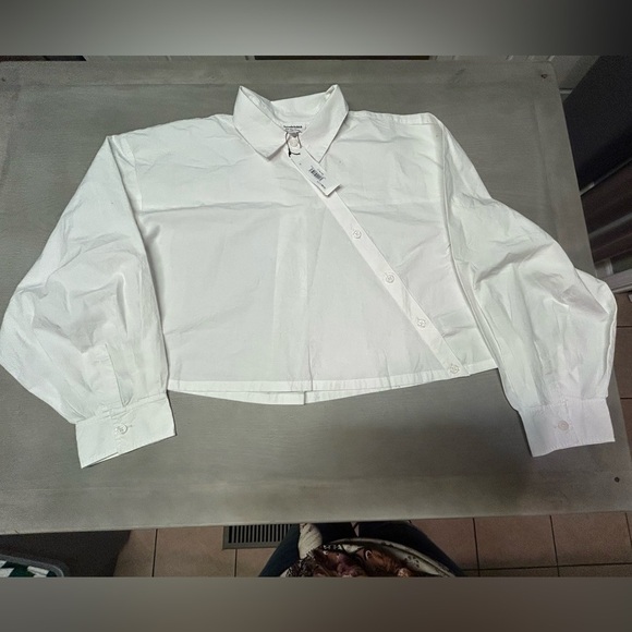 The Drop Button Down Medium Blouse - Picture 4 of 7